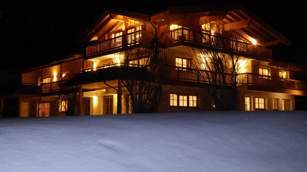 Alpen Chalet Dorfwies เคิร์ชแบร์ก อิน ทิโรล ภายนอก รูปภาพ